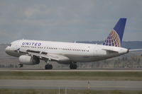 N463UA @ BIL - United Airbus A320 @ BIL