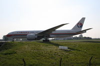 B-2079 @ LFPG - China Eastern Cargo