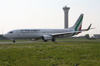 EI-EOJ @ LFPG - Air Italy Polska