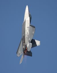 02-4038 @ LAL - F-22 at LAL