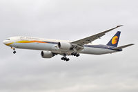 VT-JEG @ EGLL - Jet Airways - by Artur Bado?