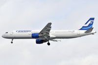 OH-LZB @ EGLL - Finnair