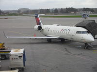 N8577D @ KMSP - MSP, MN - by Ronald Barker