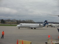 N693BR @ KMSP - MSP, MN - by Ronald Barker