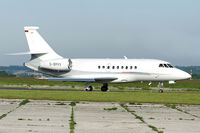 D-BMVV @ LOWL - BMW Flugdienst Dassault Falcon 2000EX taxi to RWY08 in LOWL/LNZ