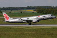 OE-IHC @ VIE - NIKI - by Chris Jilli