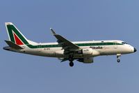 EI-DFG @ EDDF - on final RW07R - by Friedrich Becker