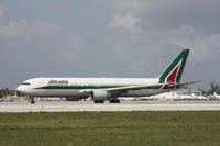 EI-CRD @ MIA - Alitalia 767-300 - by Florida Metal