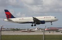 N310NW @ MIA - Delta A320