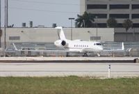 N529QS @ MIA - Gulfstream 550