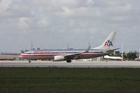 N910AN @ MIA - American 737-800 - by Florida Metal