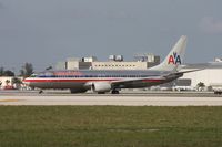 N912AN @ MIA - American 737-800 - by Florida Metal