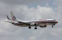 N966AN @ MIA - American 737-800 - by Florida Metal