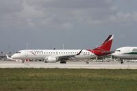 N988TA @ MIA - Taca E190 - by Florida Metal