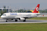 TC-JPE @ VIE - Turkish Airlines - by Chris Jilli