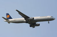D-AISH @ EGLL - Lufthansa - by Chris Hall