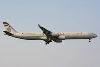 A6-EHF @ EGLL - Etihad Airways - by Chris Hall