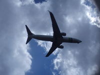 F-GZHA @ LFPO - Boeing 737-8GJ landing runway 26