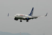 TC-JKP @ LOWW - ANADOLUJET @ VIE - by Gianluca Raberger
