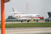 T18-5 @ EBBR - On apron