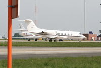 163691 @ EBBR - On apron