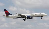 N626DL @ MIA - Delta 757-200
