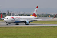 OE-LAX @ VIE - Austrian Airlines - by Chris Jilli