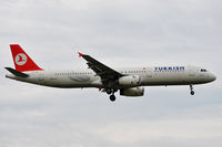 TC-JRI @ EGLL - On short finals for r/w 9L