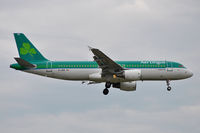 EI-DEE @ EGLL - On short finals for r/w 9L