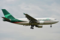 S2-AFT @ EGLL - On short finals for r/w 9L