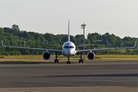 D-ABOH @ EDDR - head on view while taxying to the stand - by Friedrich Becker