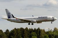 TC-SNG @ EDDR - on final RW27 - by Friedrich Becker