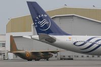 EI-EON @ LFBD - Air Europa SkyTeam - by Jean Goubet-FRENCHSKY