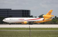 N952AR @ MIA - Skylease MD-11F - by Florida Metal