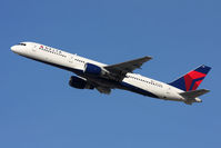 N609DL @ LAX - Delta Air Lines N609DL (FLT DAL2204) climbing out from RWY 25R en route to Salt Lake City Int'l (KSLC).