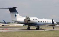 N771AV @ PTK - Gulfstream IV