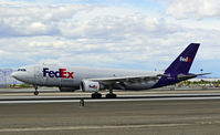 N683FE @ KLAS - FedEx Express
Airbus A300F4-605R N683FE (cn 801) 

Las Vegas - McCarran International (LAS / KLAS)
USA - Nevada, May 19, 2011
Photo: Tomás Del Coro - by Tomás Del Coro