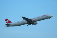 HB-IOF @ LOWW - Swiss Airbus A321 - by Thomas Ranner