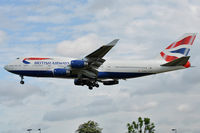 G-BYGE @ EGLL - On approach to r/w 27L