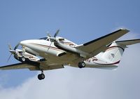 N204RA @ KSAT - Landing 12R - by RWB