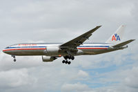 N767AJ @ EGLL - Approaching r/w 27L