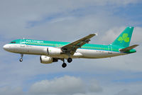 EI-CVB @ EGLL - Approaching r/w 27L