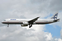 SX-DVP @ EGLL - Approaching r/w 27L