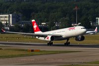 HB-JHB @ LSZH - moments prior touchdown - by Friedrich Becker