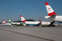 OE-LPD @ LOWW - Austrian Airlines Boeing 777-200 - by Dietmar Schreiber - VAP