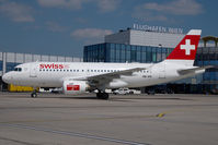 HB-IPS @ LOWW - Swiss Airbus 319 - by Dietmar Schreiber - VAP