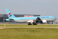 HL7750 @ LOWW - Korean Air