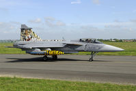 9235 @ LFQI - 211 Sqn colours for the 2011 Tiger Meet