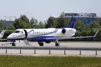 OE-IBR @ VIE - Global Jet Austria - by Chris Jilli