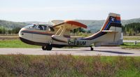 C-FBUM @ CYLQ - taxiing for takeoff - by Mario Rhéaume
